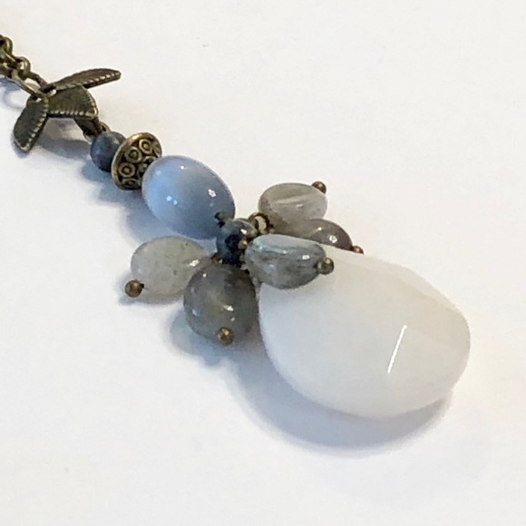 JK Designs Jewelry - White Jade Labradorite Cats’ Eye Necklace Set